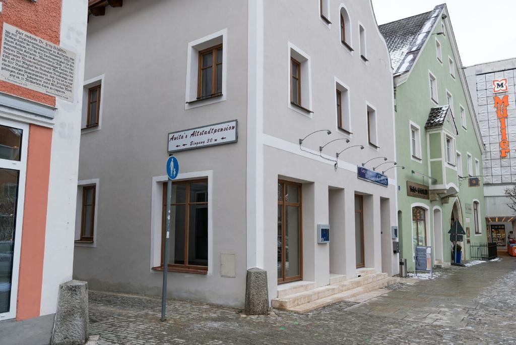Anitas Altstadtpension Kelheim Exteriör bild